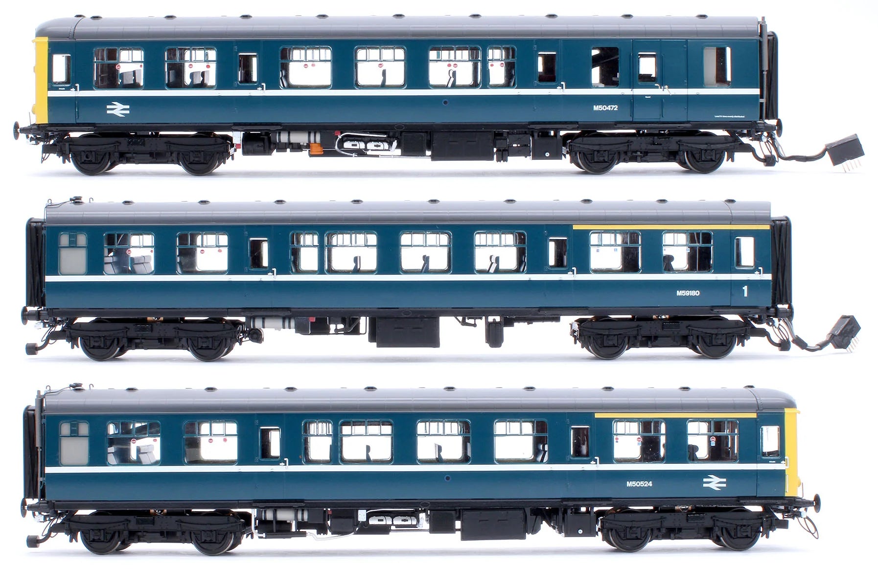 Klasse 104 - BR Blau (weißer Streifen) - M50472+M59180+M50524 - Spur OO