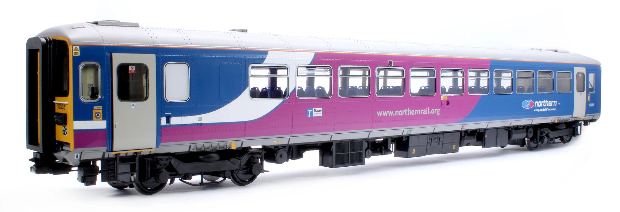 Class 153 - Northern - 153351 - O Scale - DCC Sound Fitted
