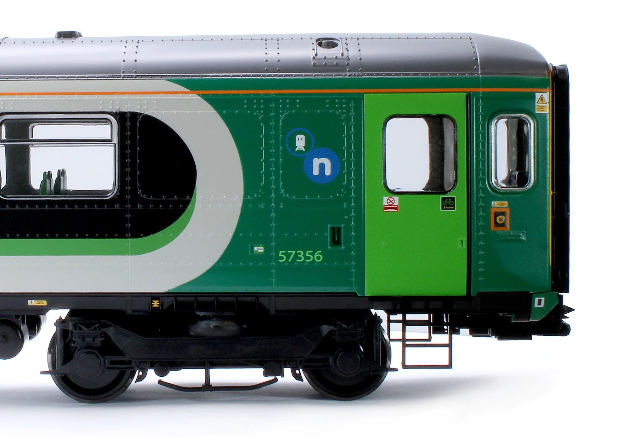 Luokka 153 - London Midland - 153356 - O-asteikko