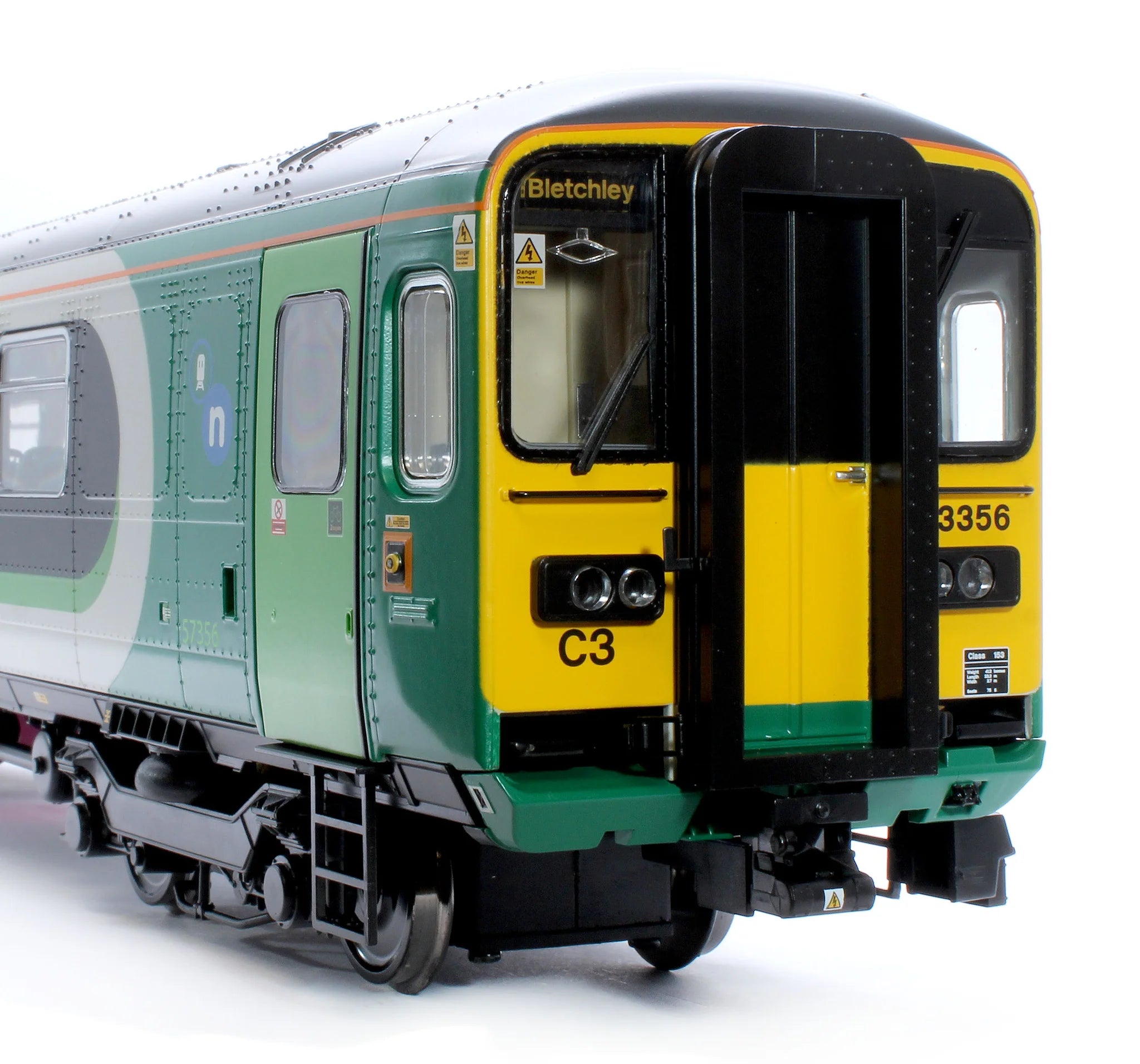 Class 153 - London Midland - 153356 - O Scale