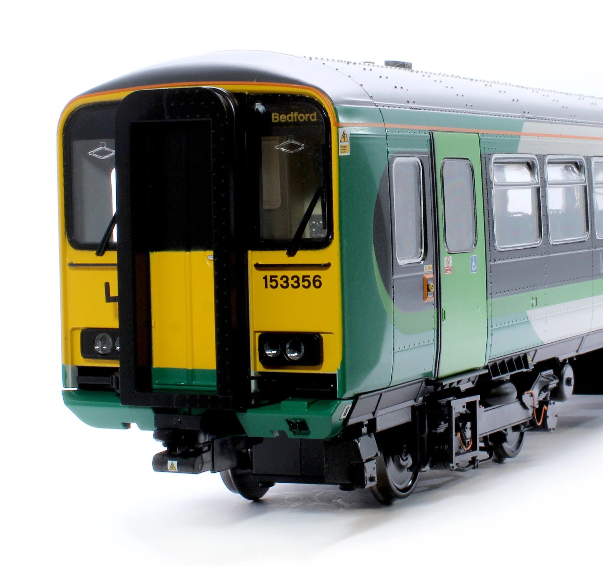Luokka 153 - London Midland - 153356 - O-asteikko
