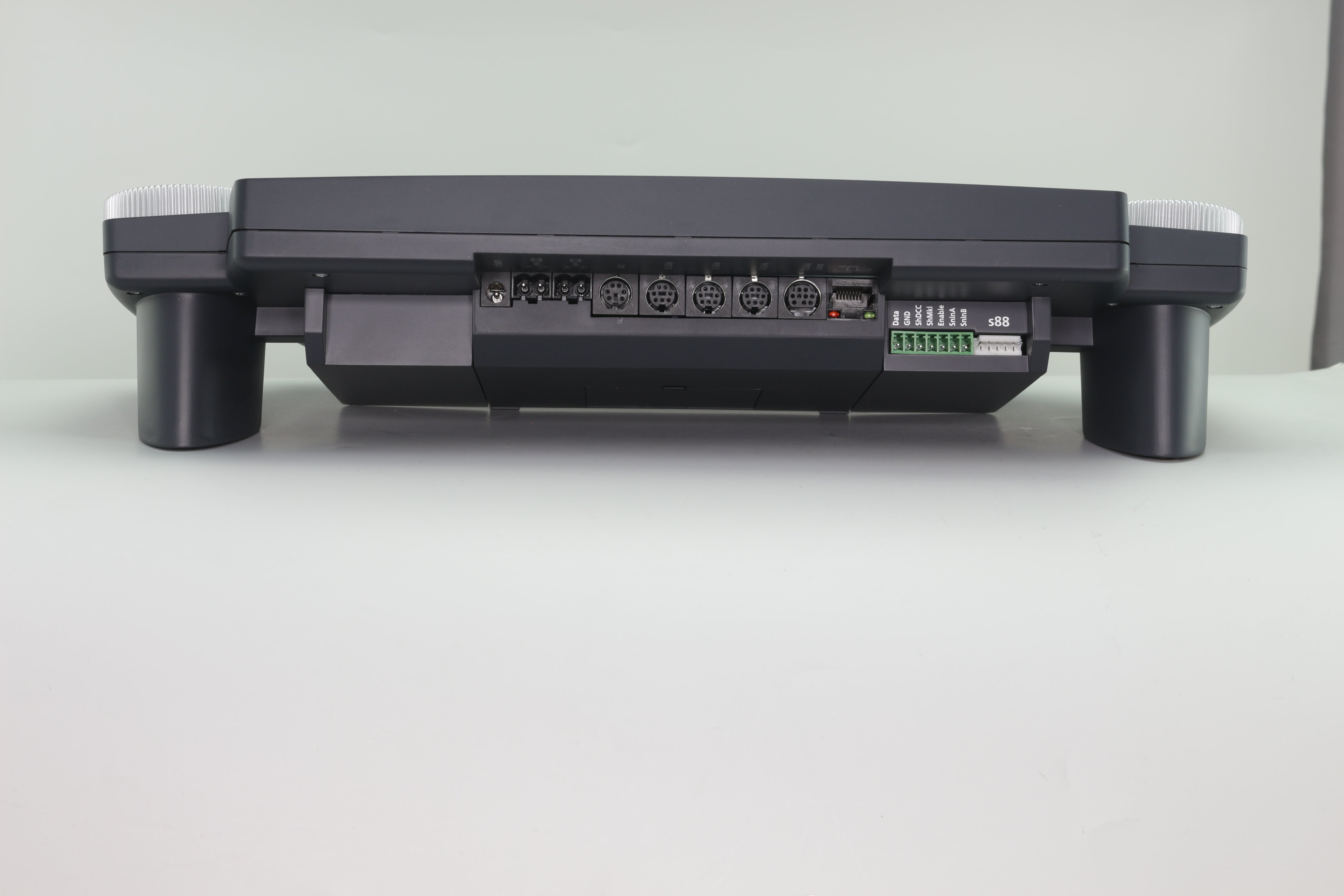 ESU 50220 ECoS Commandostation (6A)