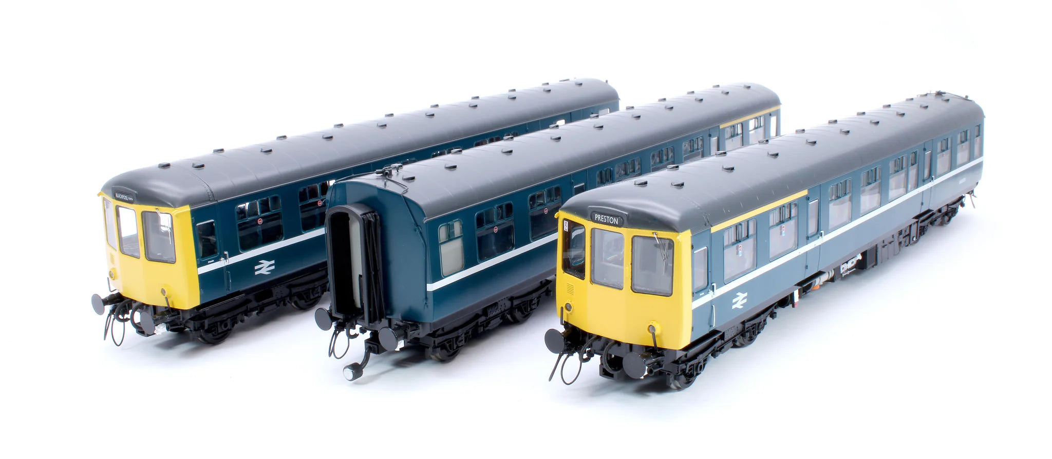 Klasse 104 - BR Blau (weißer Streifen) - M50472+M59180+M50524 - Spur OO