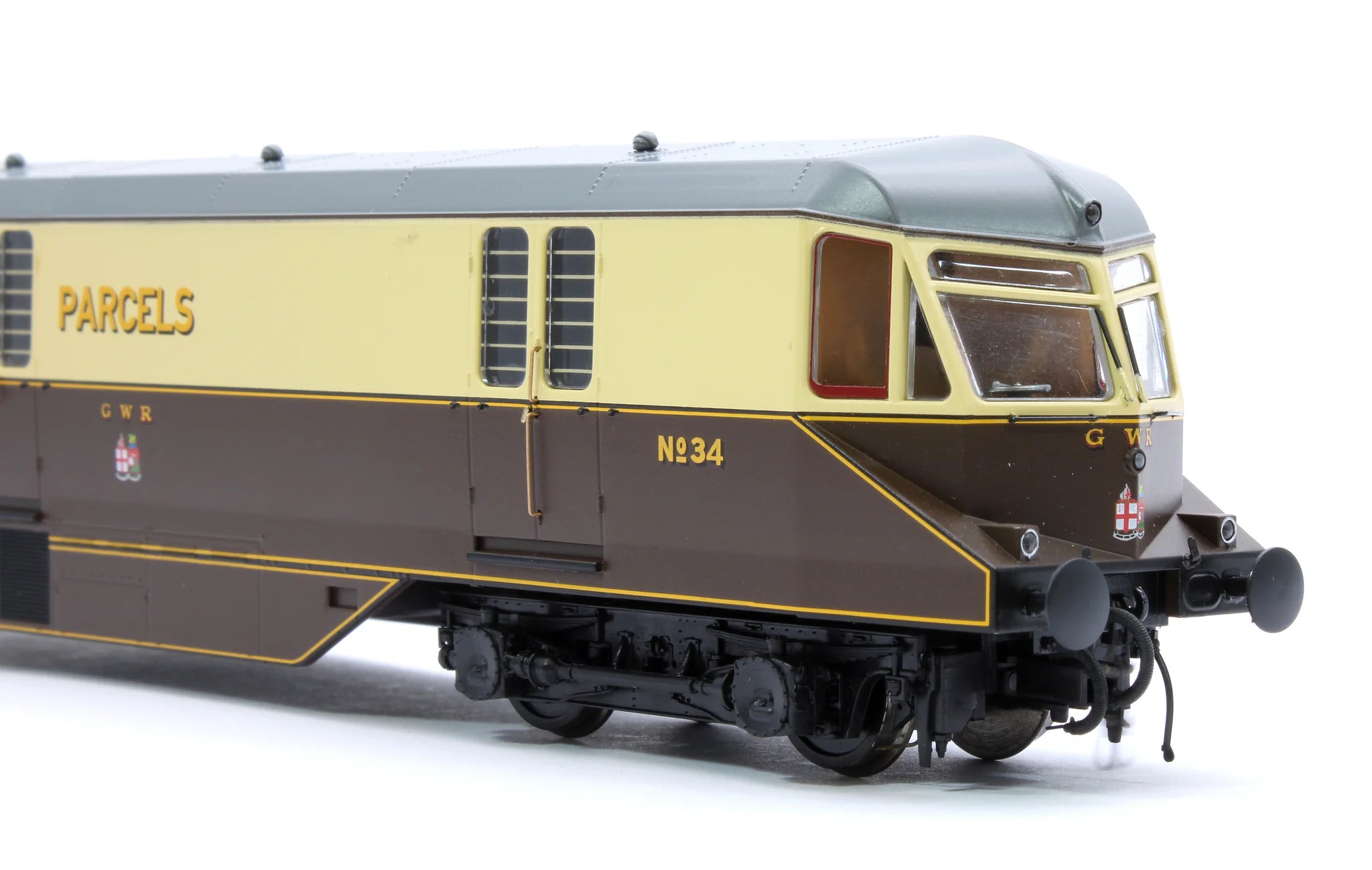GWR AEC Railcar - GWR Chocolate/Cream - 34 - OO Scale