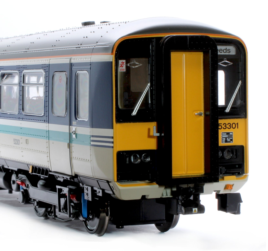Class 153 - Regional Railways - 153301 - O Scale – Heljan.com