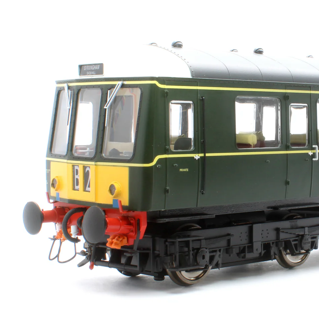 Class 122 - BR Green - W55005 - O Scale
