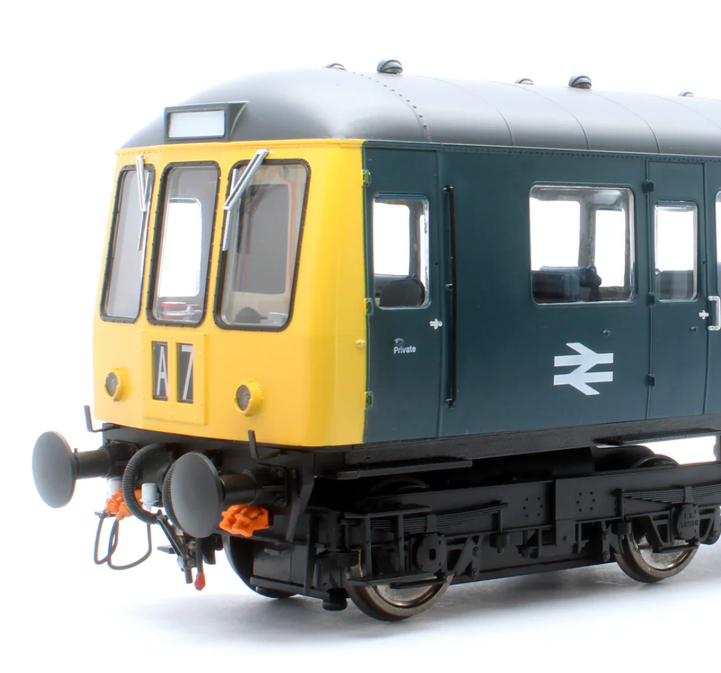 Class 150 - BR Green - M56295 - O Scale