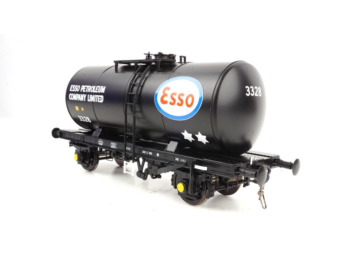 35T 'B' Tank - Esso Black - 3328 - O Scale
