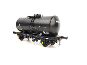 35T 'B' Tank - Esso Black - 44216 - O-schaal