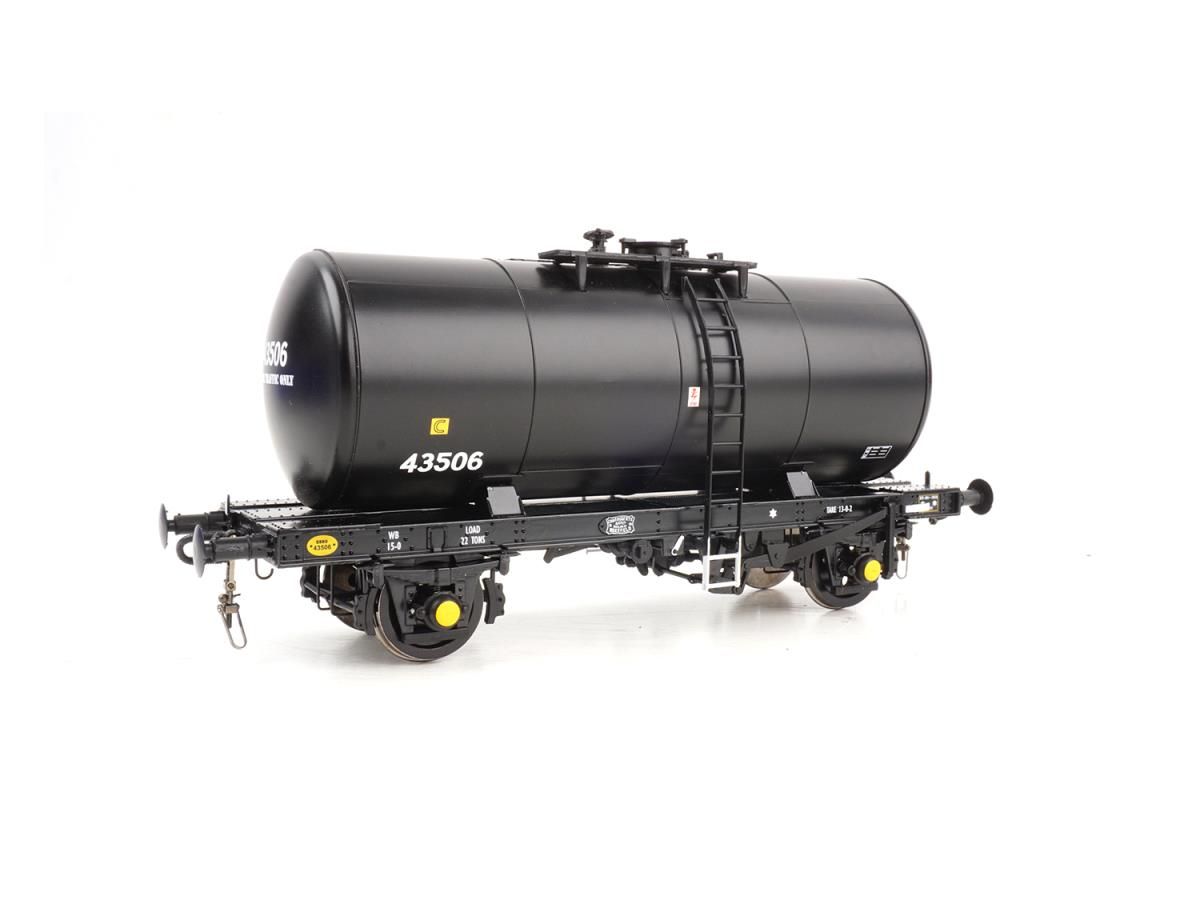 35T 'B' Tank - Esso Black - 43506 - O Scale