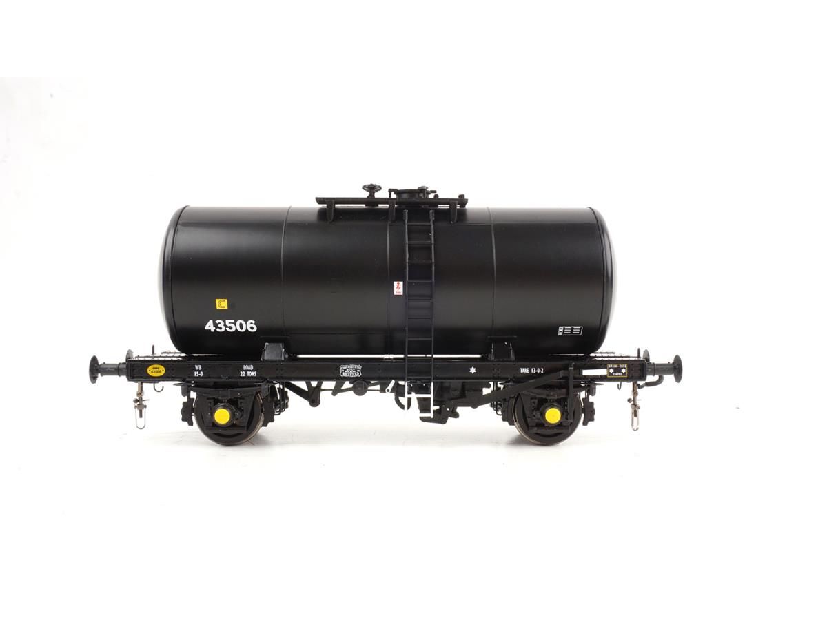 35T 'B' Tank - Esso Black - 43506 - O Scale